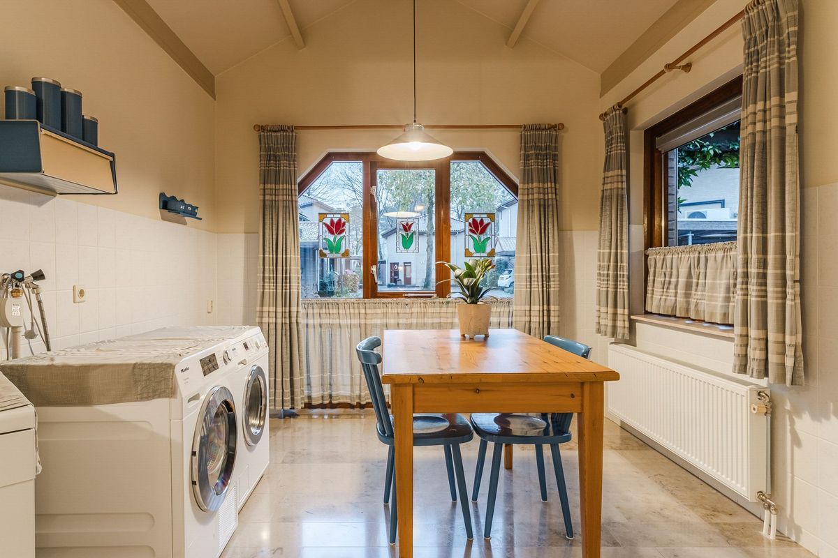 Wethouder Noijhof 5 Photo Blur 15