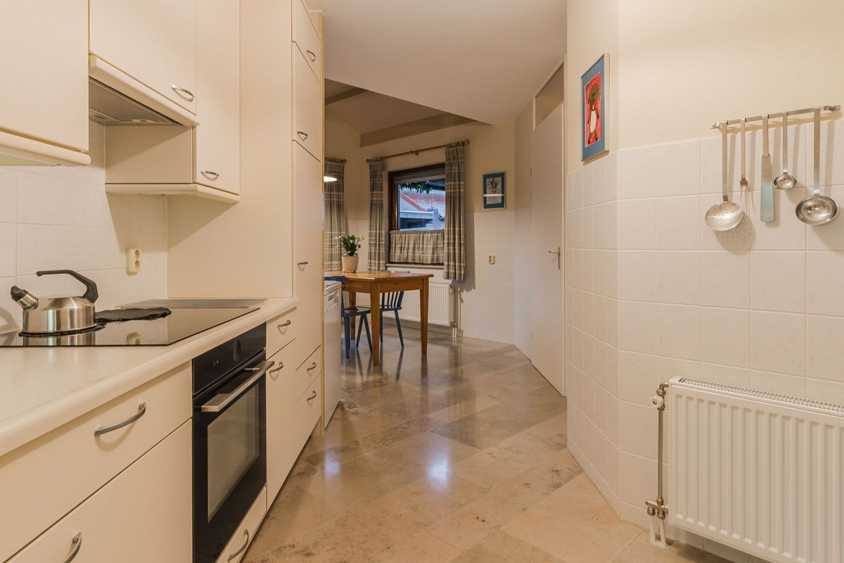 Wethouder Noijhof 5 Photo Blur 18