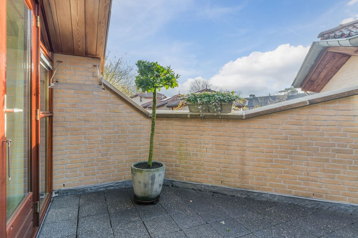 Wethouder Noijhof 5 Photo Blur 35