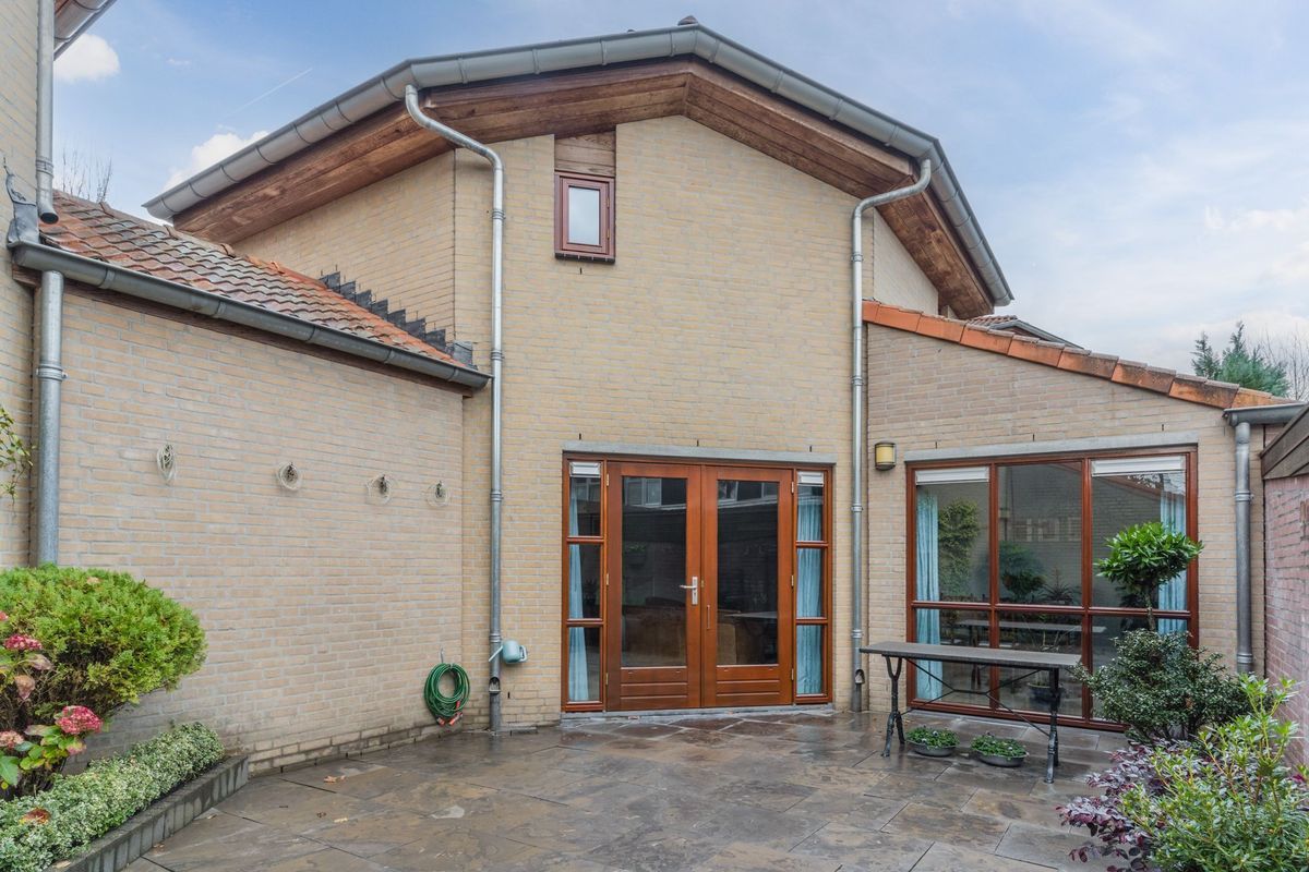 Wethouder Noijhof 5 Photo Blur 23