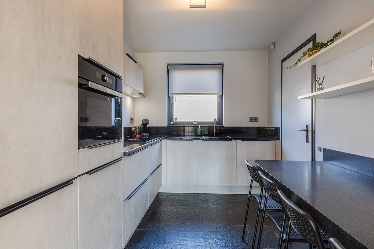 De Vucht 56 Photo Blur 2