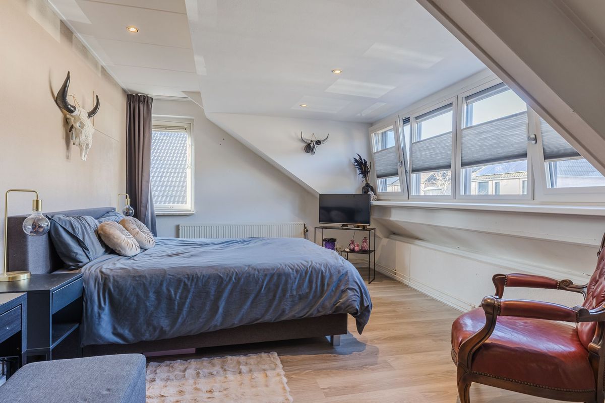 De Vucht 56 Photo Blur 3