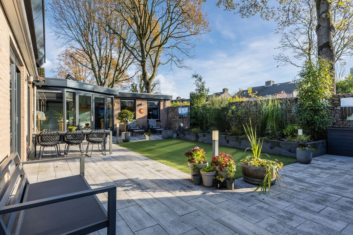 De Vucht 56 Photo Blur 32