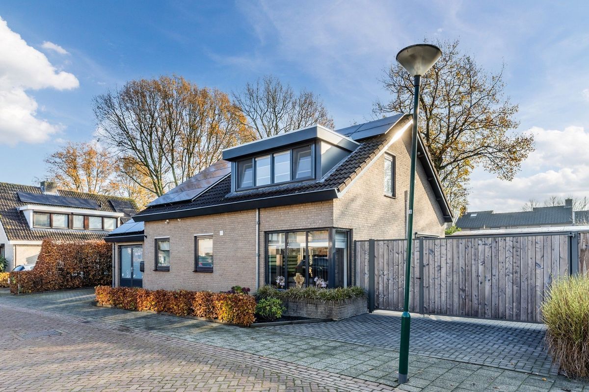 De Vucht 56 Photo Blur 51