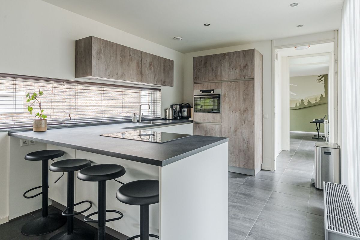 Wethouder Jeuckenstraat 7 Photo Blur 2