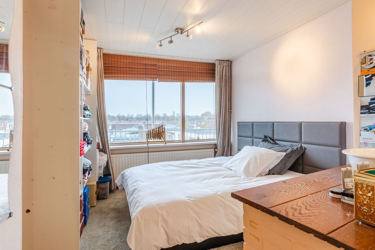 Daniël Josephus Jittastraat 91 Photo Blur 17