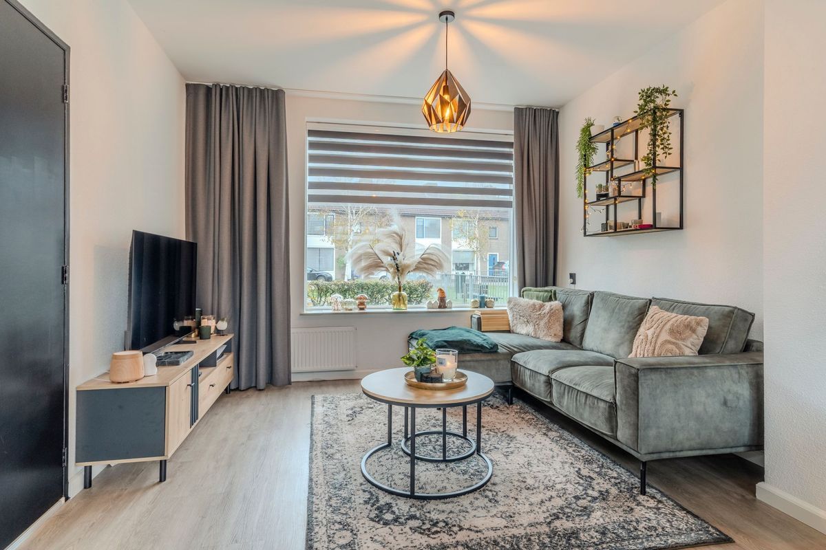 Brommastraat 11 Photo Blur 2