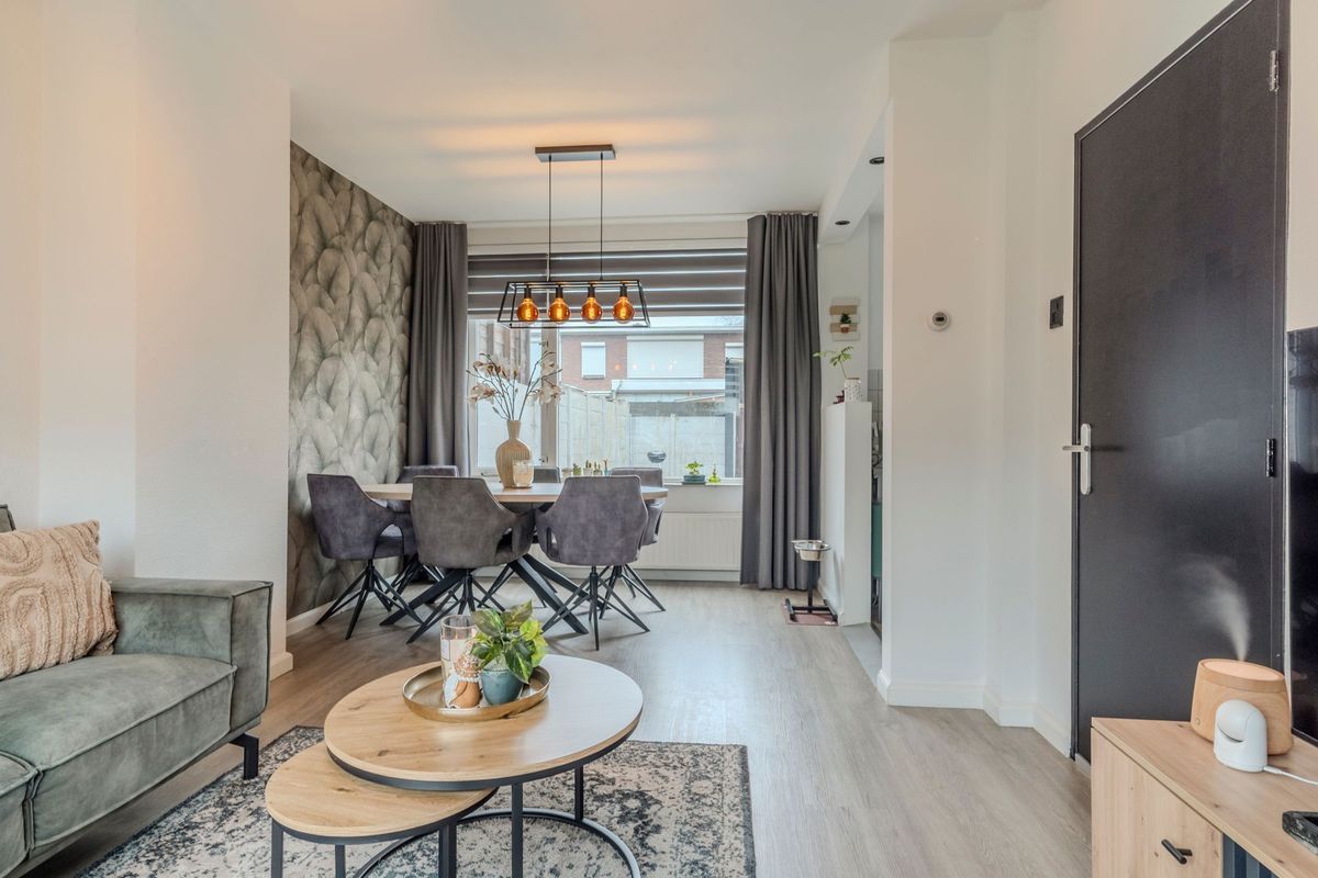 Brommastraat 11 Photo Blur 1