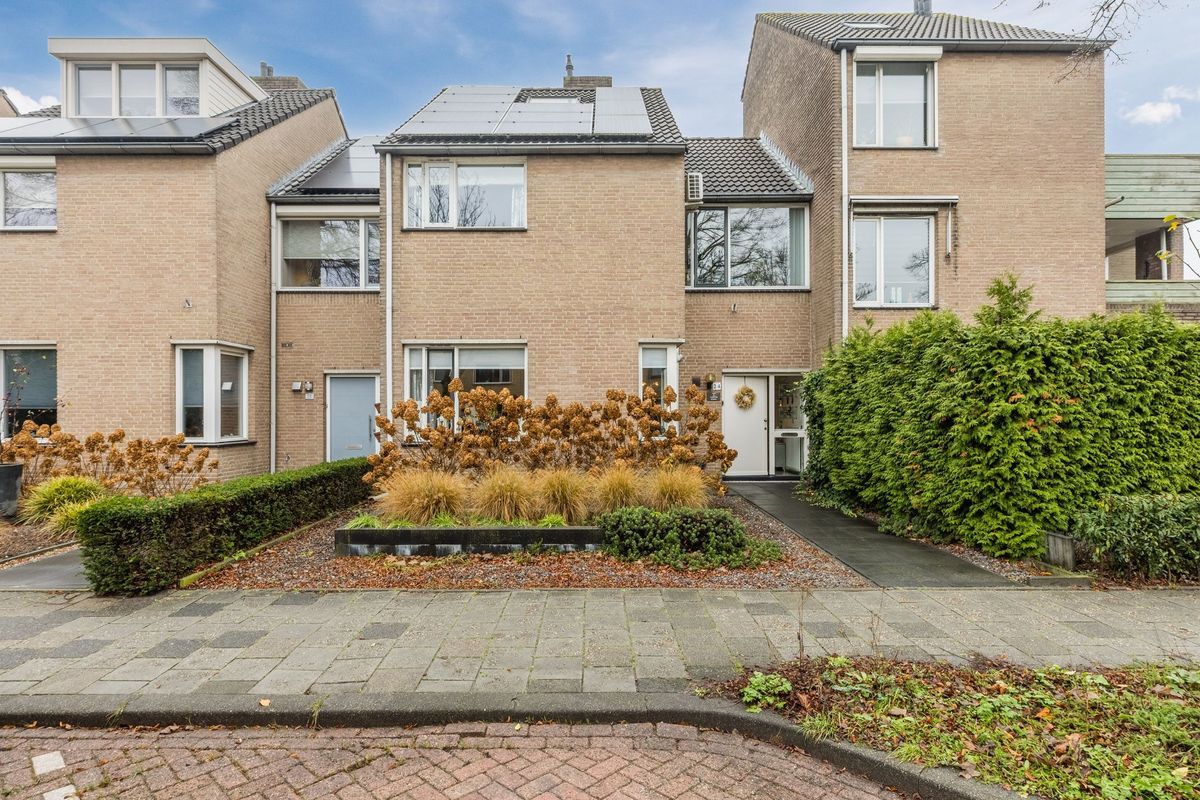 Mariastraat 24 Photo Blur 4