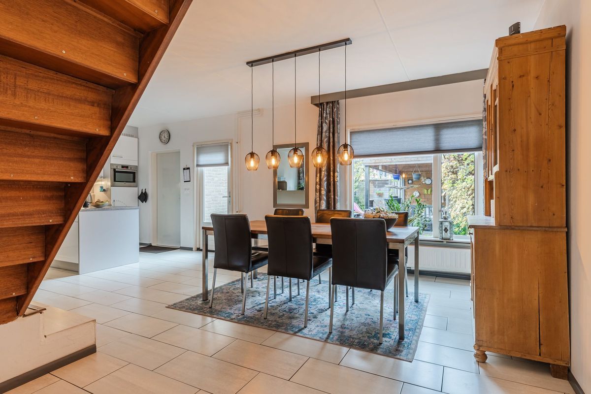 Mariastraat 24 Photo Blur 8