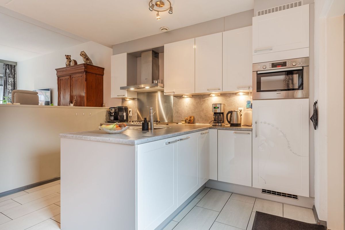 Mariastraat 24 Photo Blur 11