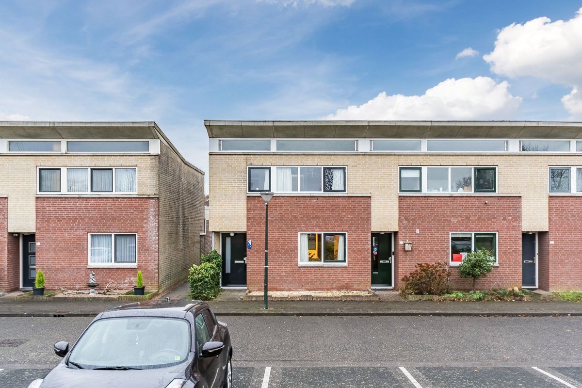 Koninginnestraat 101 Photo Blur 38