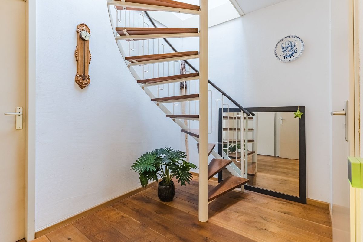 Koninginnestraat 101 Photo Blur 20