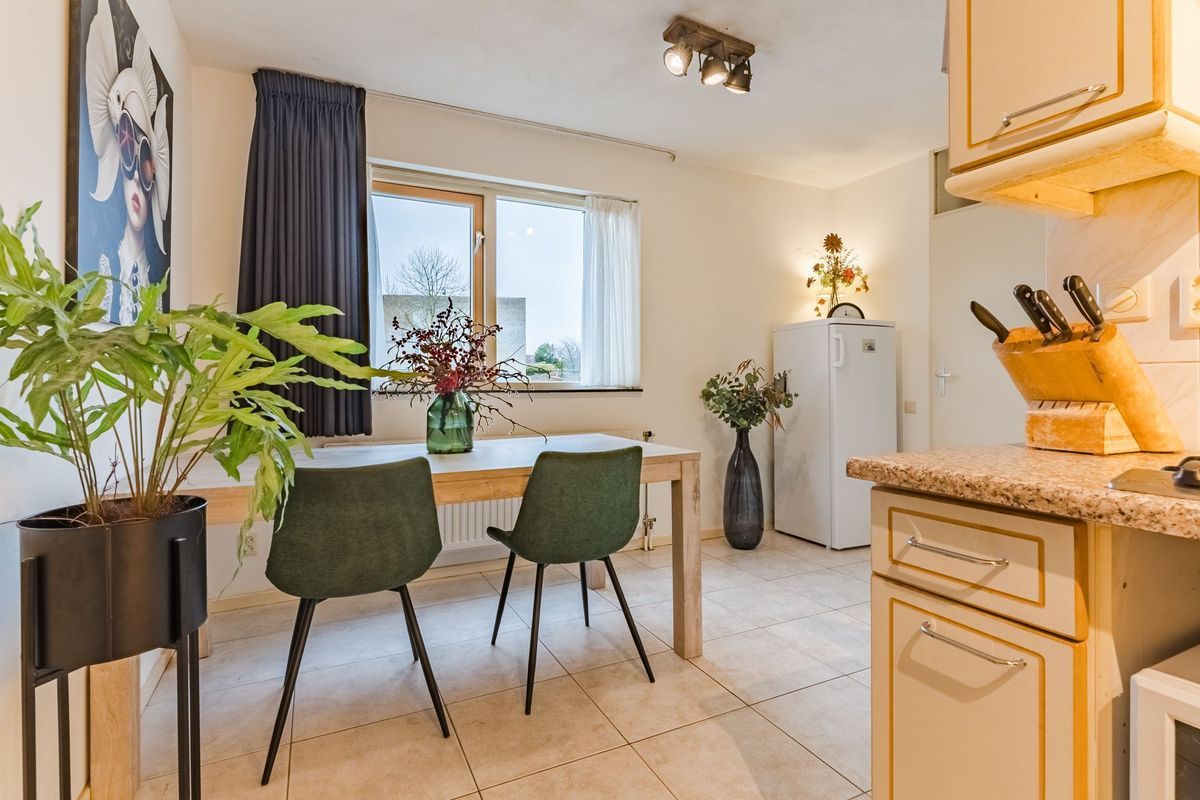 Koninginnestraat 101 Photo Blur 16