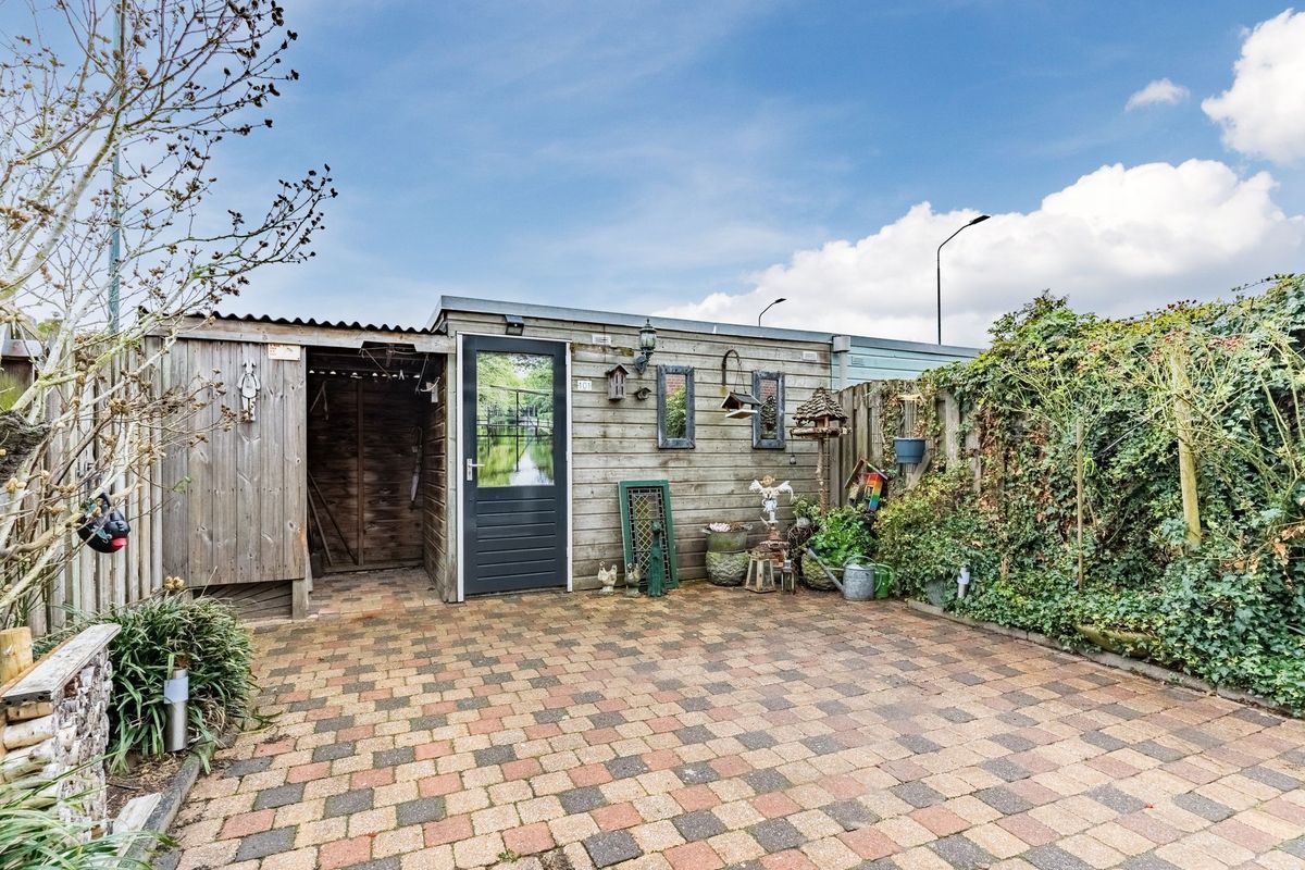 Koninginnestraat 101 Photo Blur 34