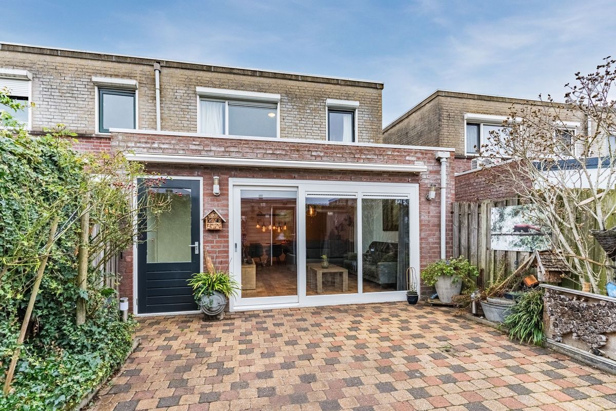 Koninginnestraat 101 Photo Blur 35