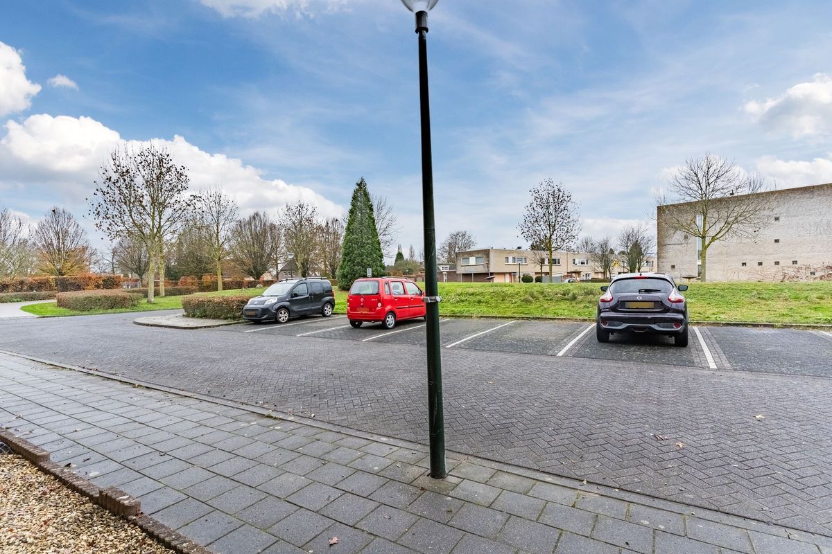 Koninginnestraat 101 Photo Blur 42