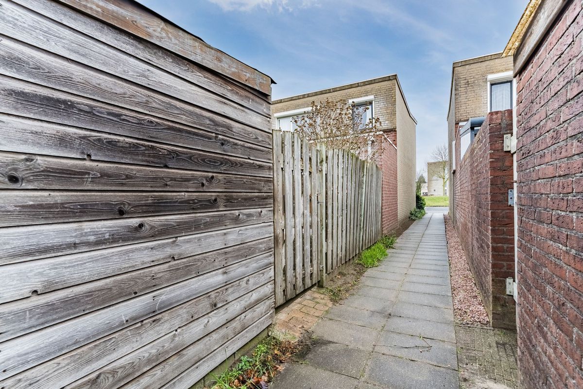 Koninginnestraat 101 Photo Blur 36