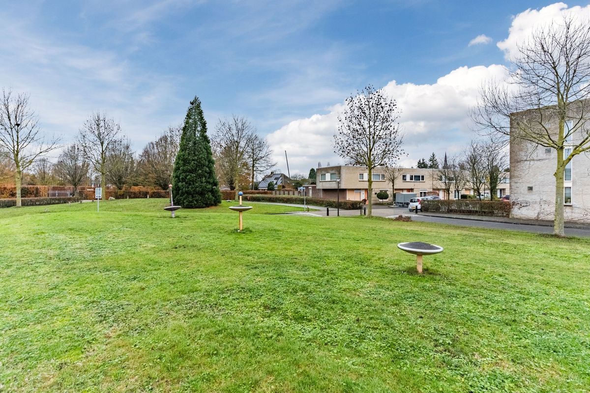 Koninginnestraat 101 Photo Blur 43