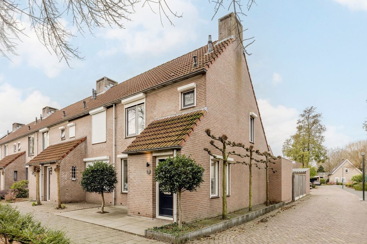 Zaaren 156 Photo Blur 34