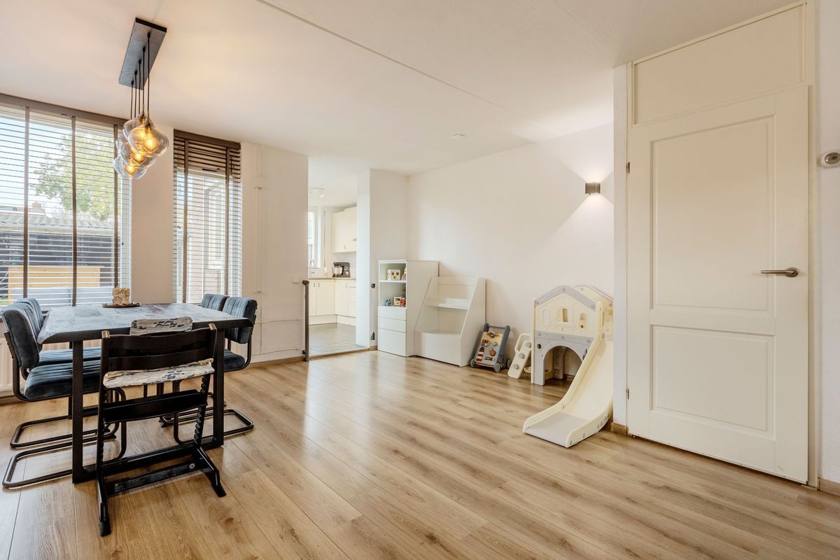 Zaaren 156 Photo Blur 7