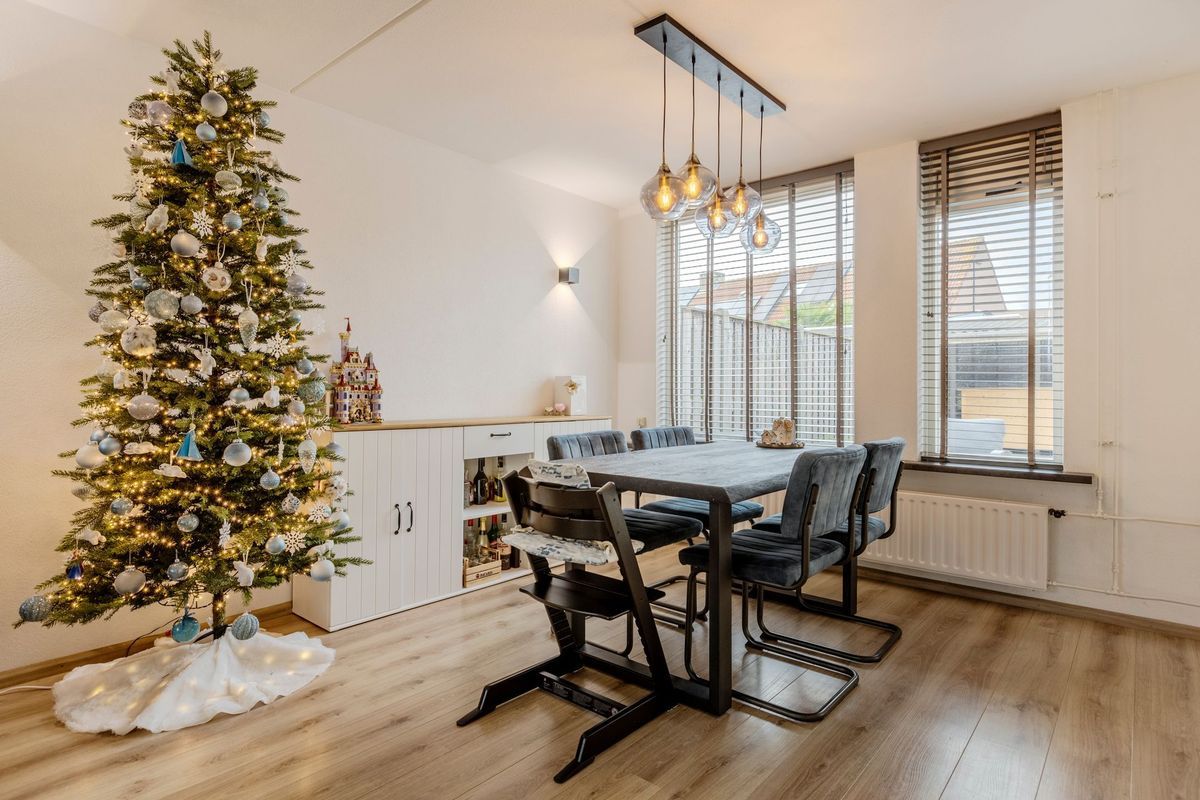 Zaaren 156 Photo Blur 6