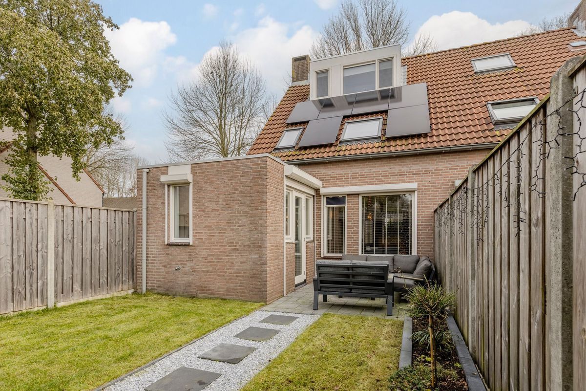 Zaaren 156 Photo Blur 32