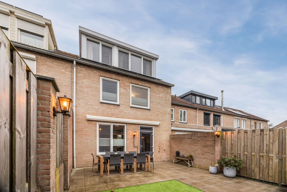 Kaardebol 26 Photo Blur 23