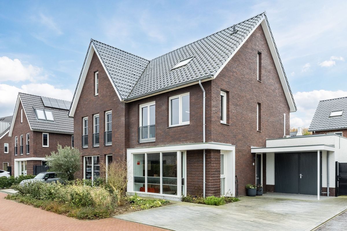 Ploegschaar 33 Photo Blur 4