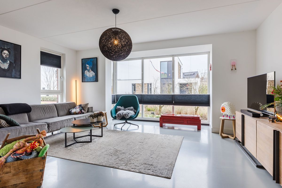 Ploegschaar 33 Photo Blur 1