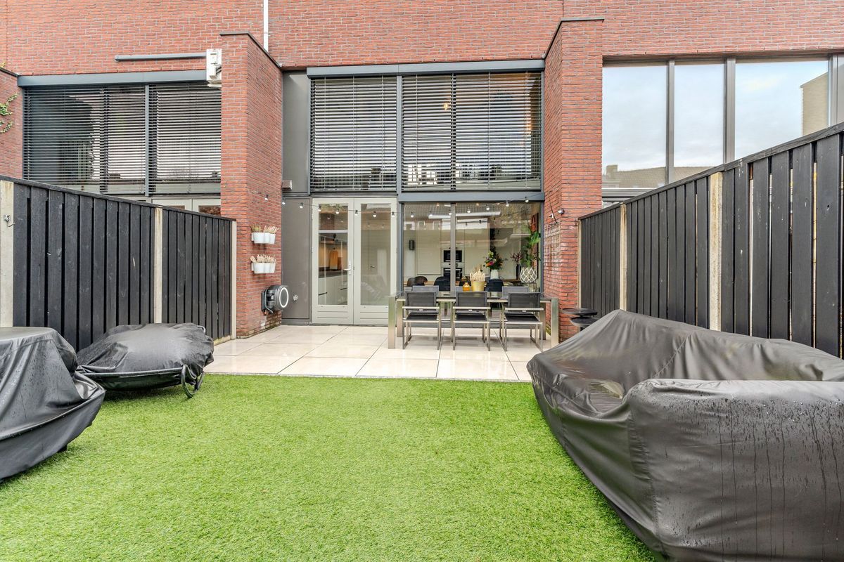 Phoenixplaats 11 Photo Blur 34