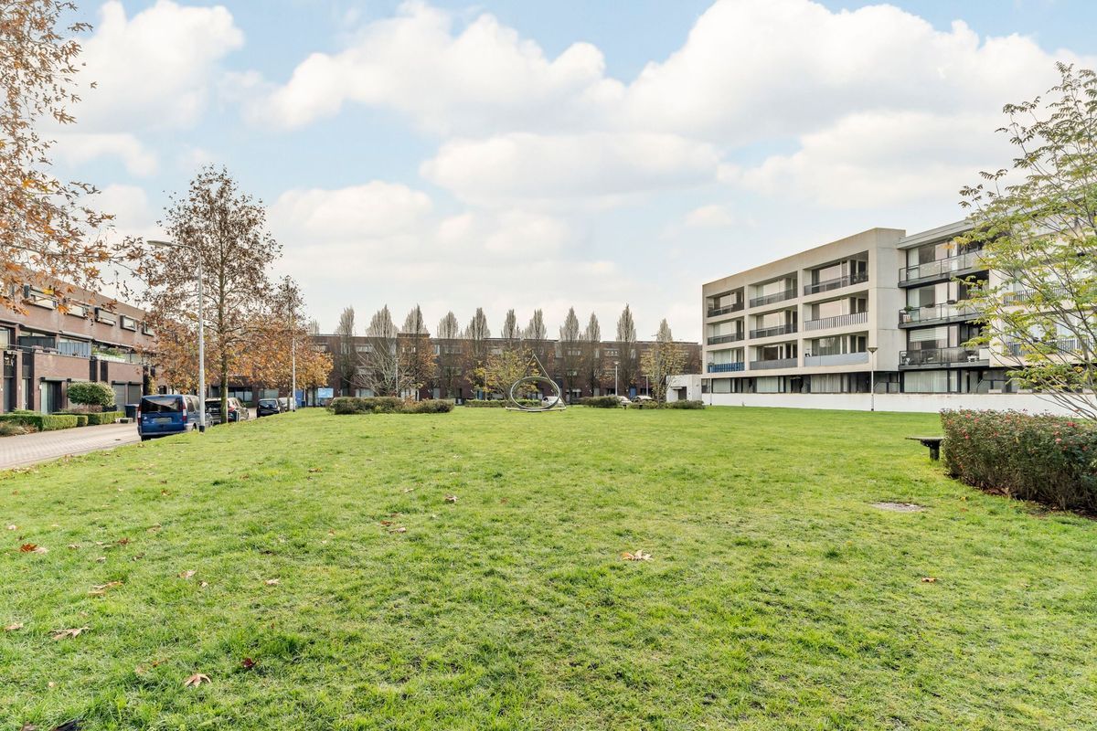 Phoenixplaats 11 Photo Blur 37