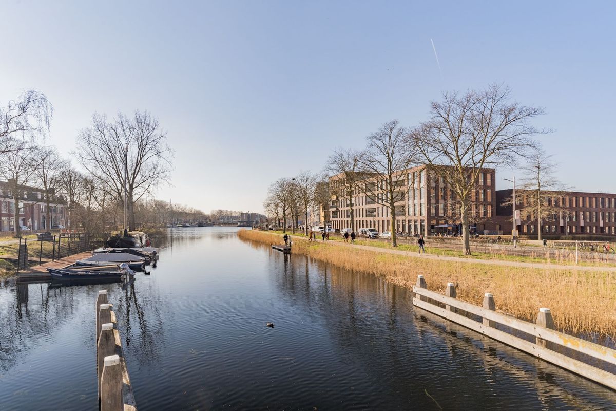 Phoenixplaats 11 Photo Blur 44