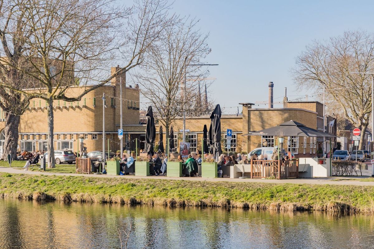 Phoenixplaats 11 Photo Blur 45