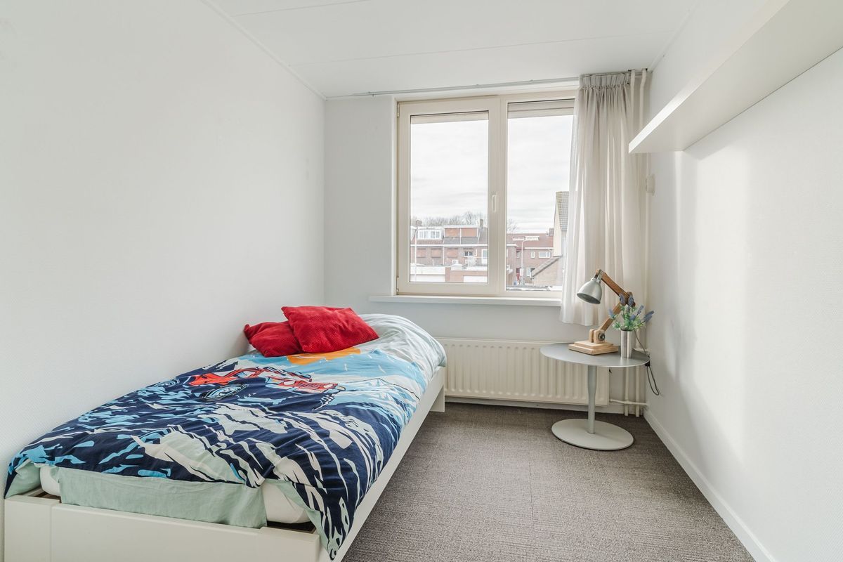 Kapelstraat 5 Photo Blur 16