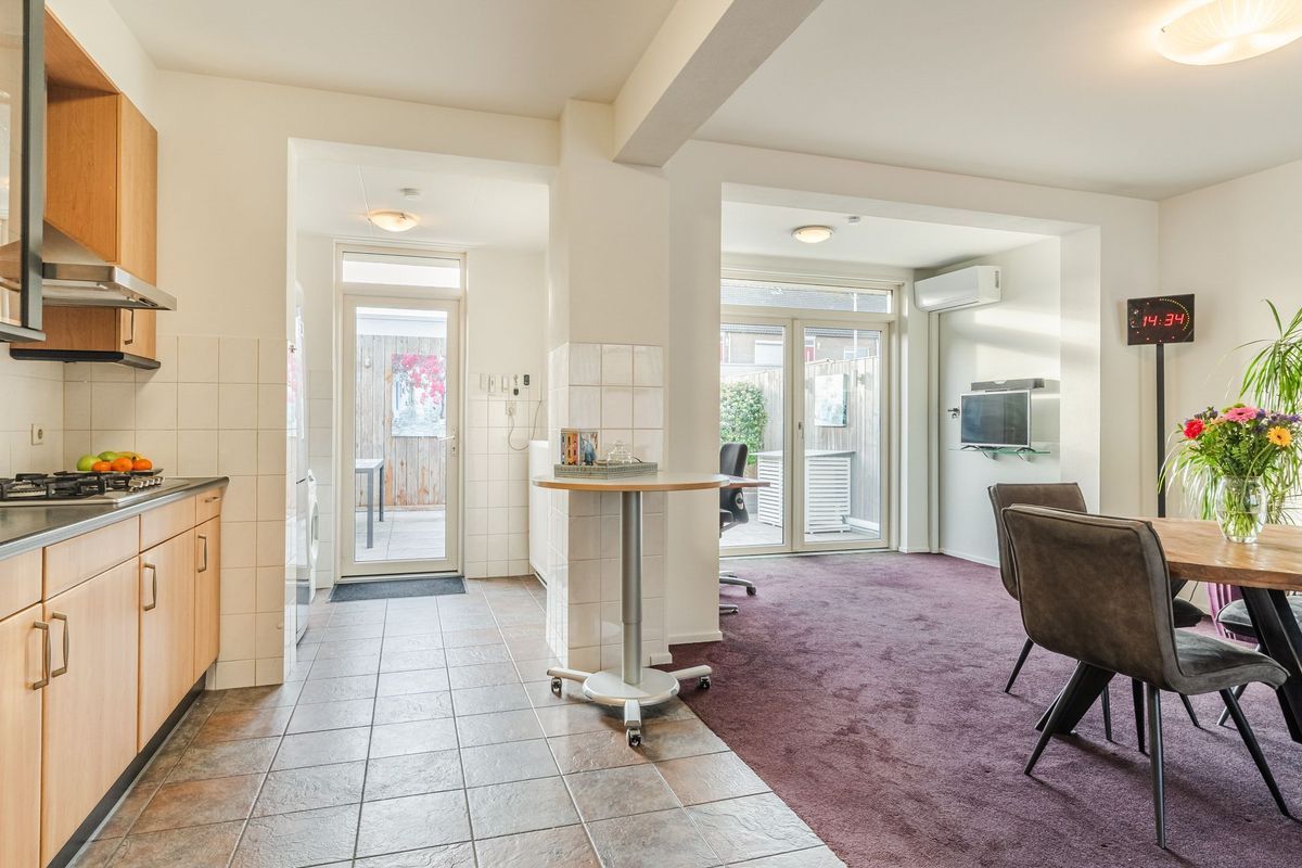 Kapelstraat 5 Photo Blur 3