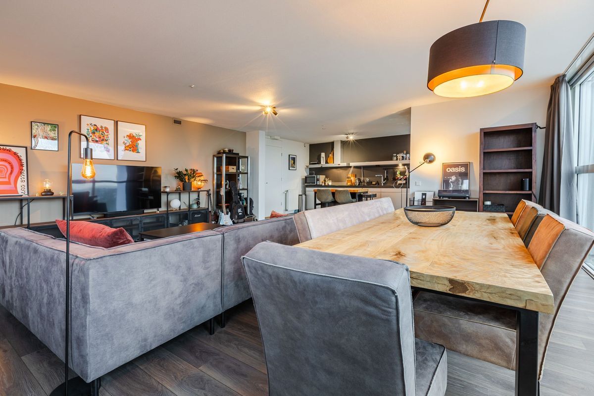 Westpoint 69 Photo Blur 6