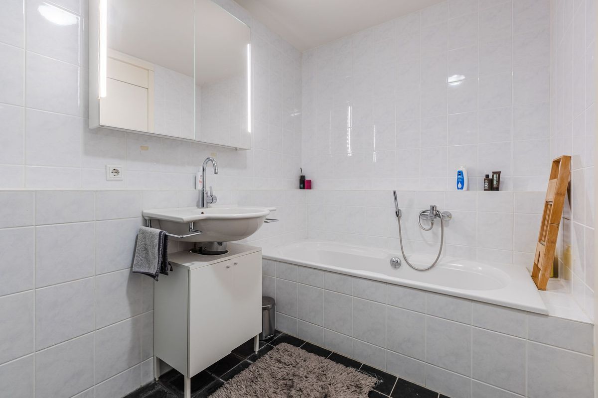 Westpoint 69 Photo Blur 21