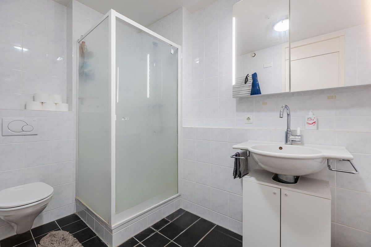 Westpoint 69 Photo Blur 20