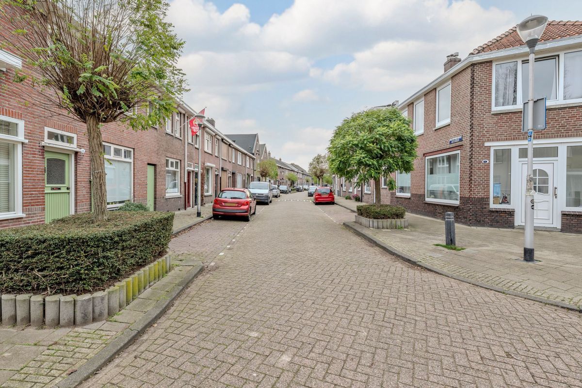 Kardinaal van Rossumstraat 32 - e Photo Blur 31