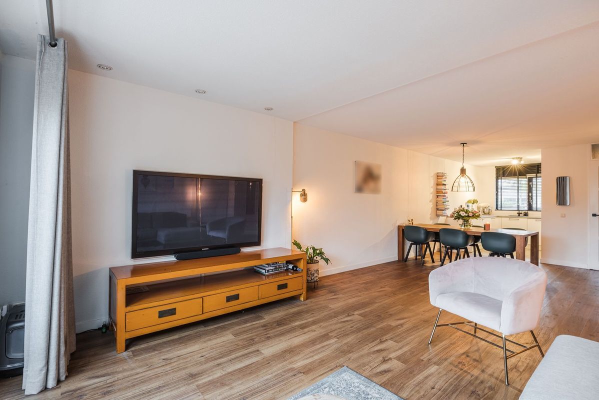 Renesselaan 30 Photo Blur 7