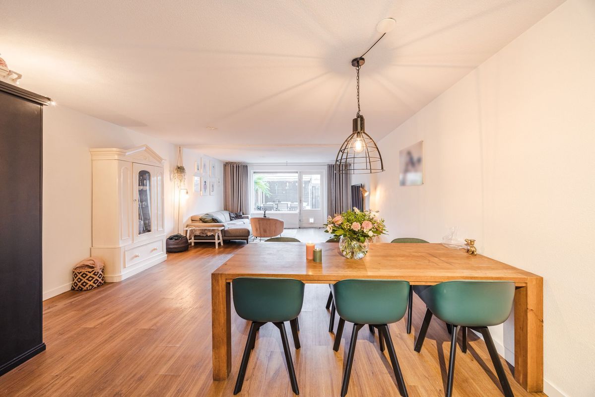 Renesselaan 30 Photo Blur 3