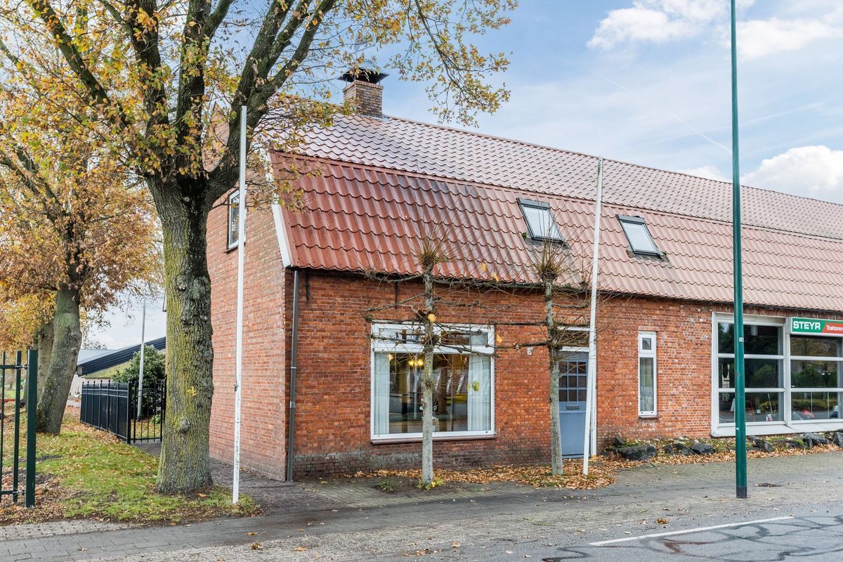 Eindsestraat 65 Photo Blur 37