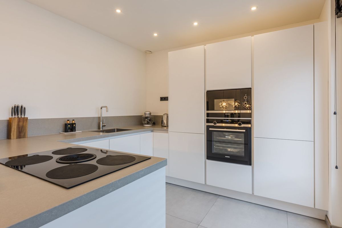 Bosboomstraat 14 Photo Blur 15