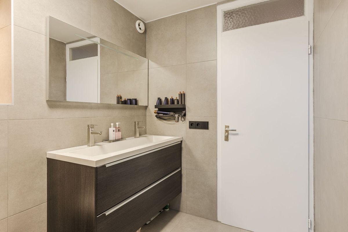 Bosboomstraat 14 Photo Blur 26