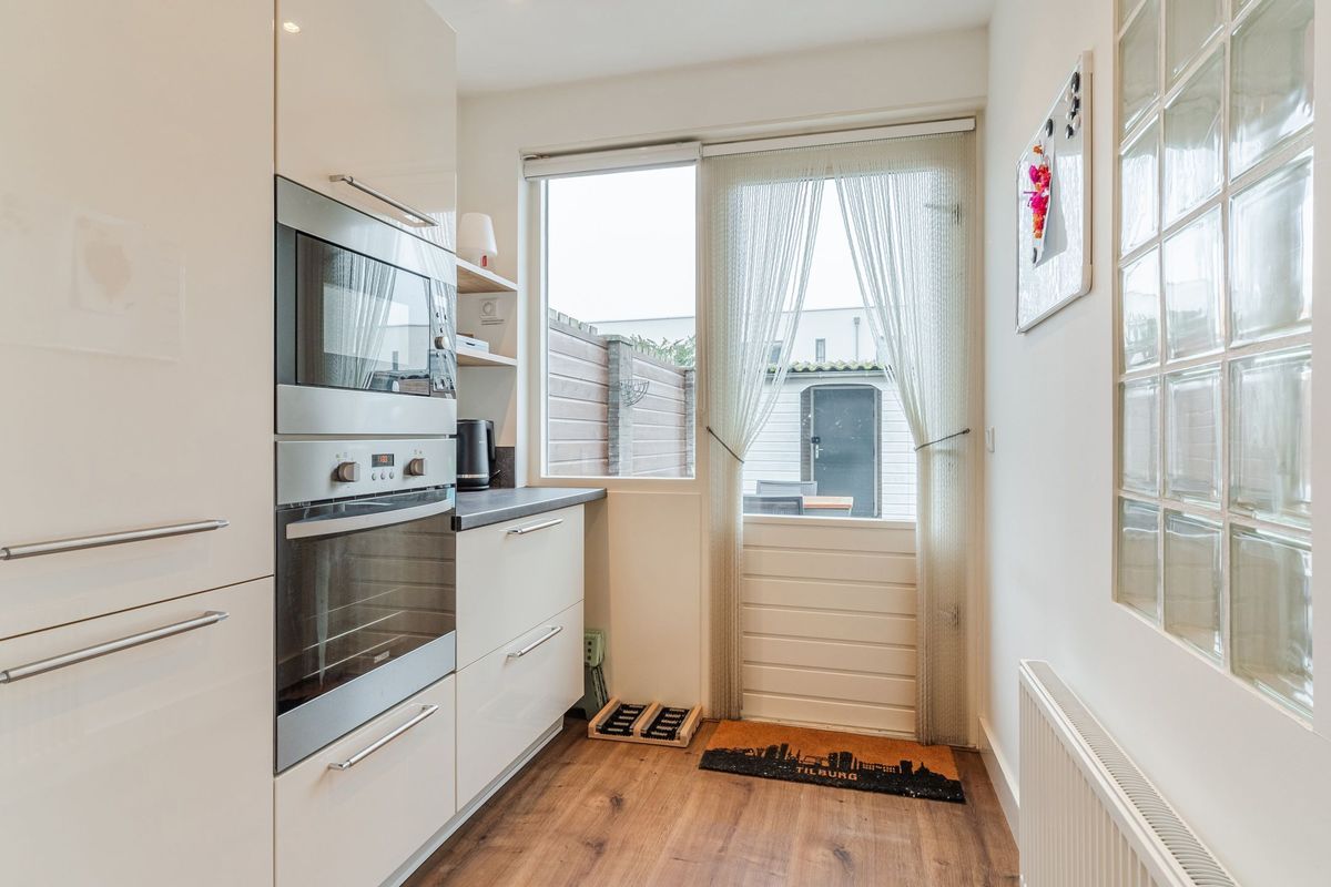 Ledeackerstraat 13 Photo Blur 16