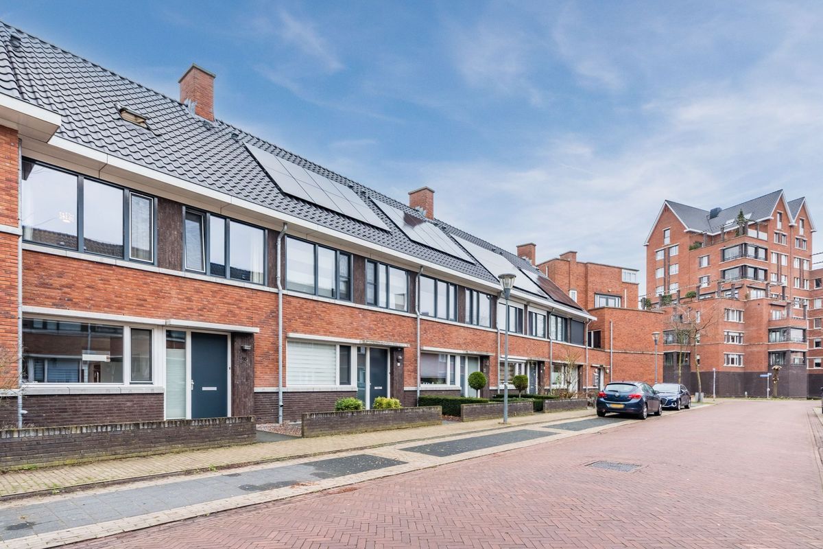 Poort 16 Photo Blur 3