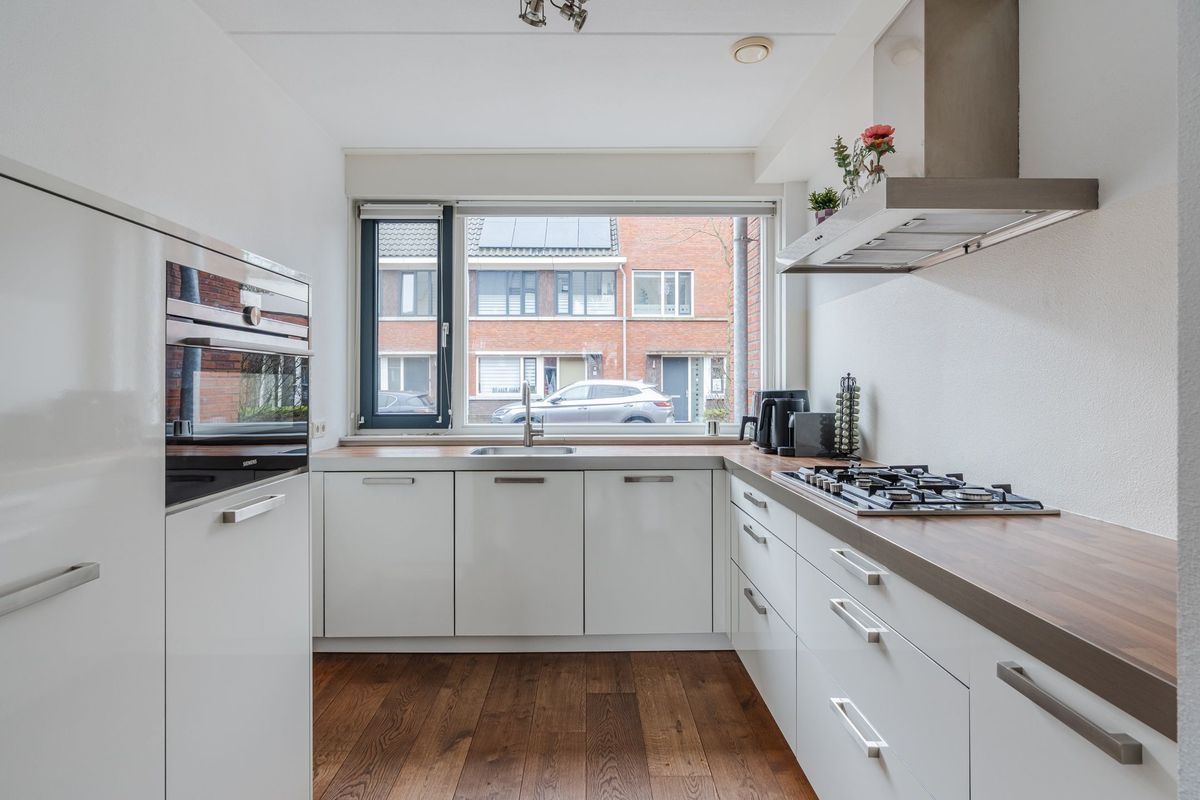 Poort 16 Photo Blur 12