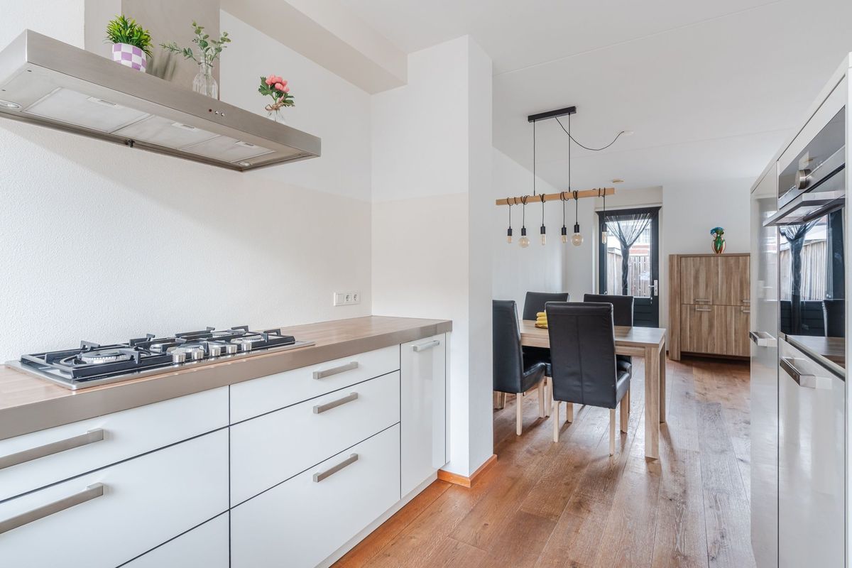 Poort 16 Photo Blur 14