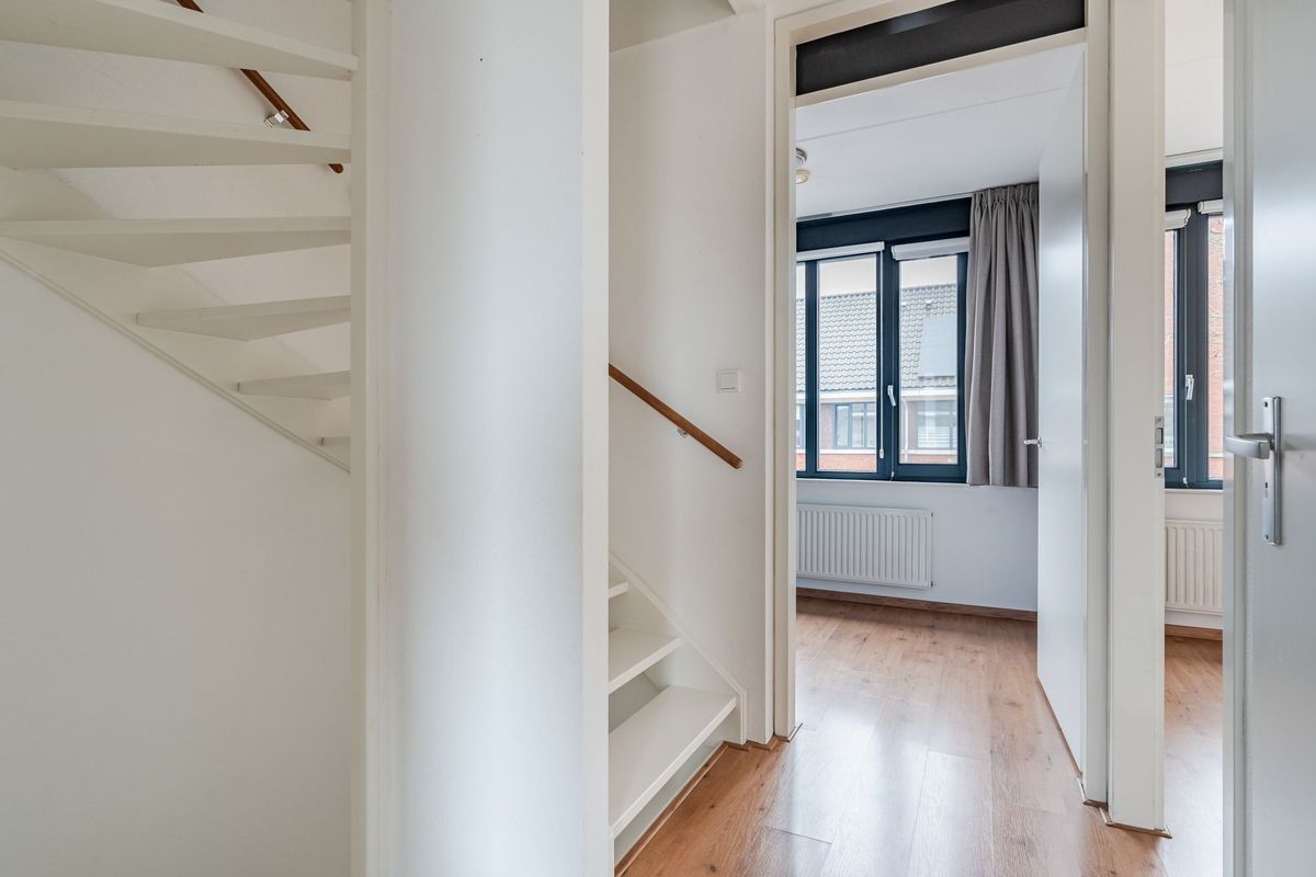 Poort 16 Photo Blur 15